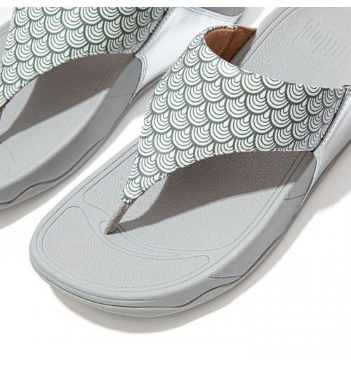 Lulu Wave Print Toe-Post Sandals